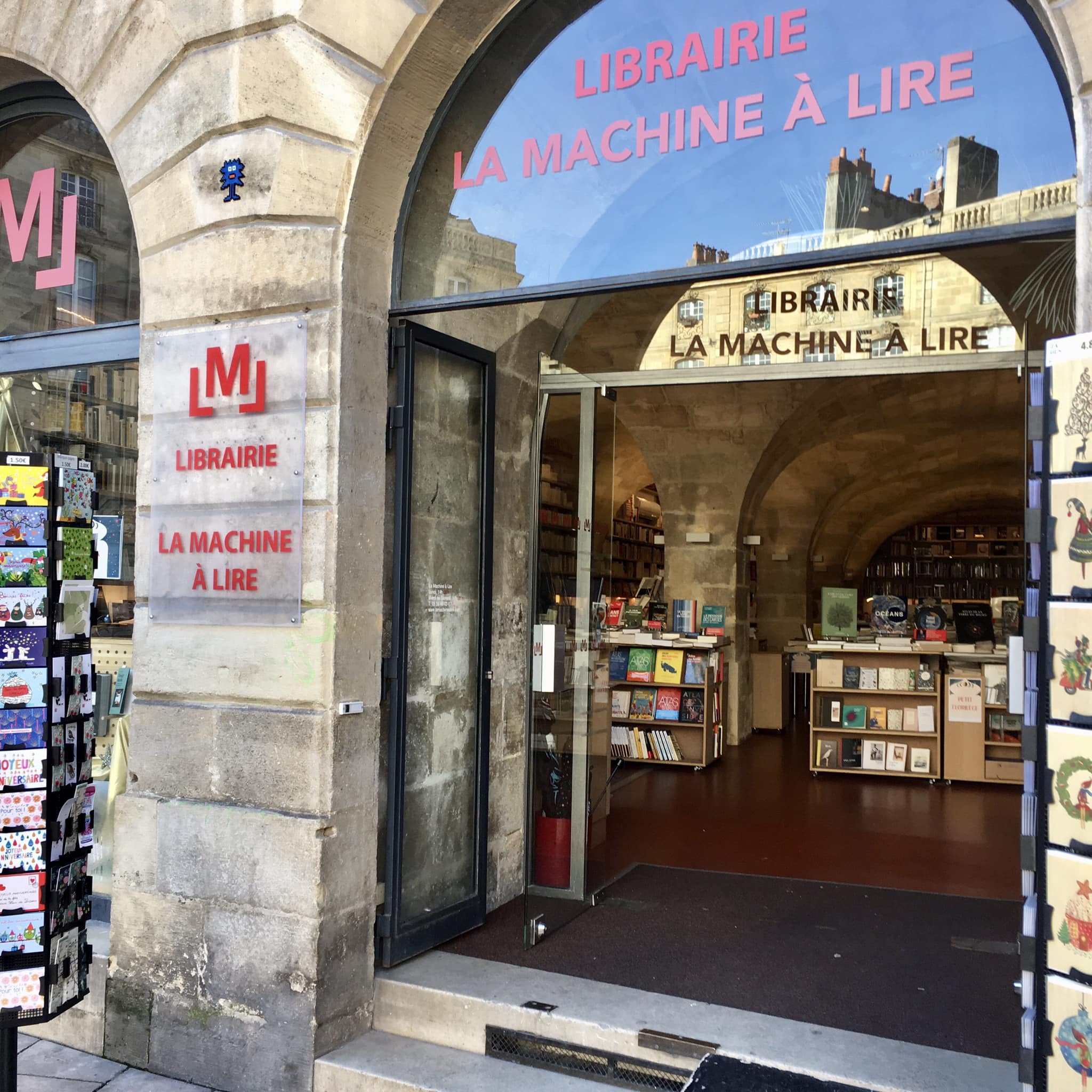 Lire Machine Offre d’emploi : La Machine à lire (Bordeaux) recrute un·e libraire en CDD